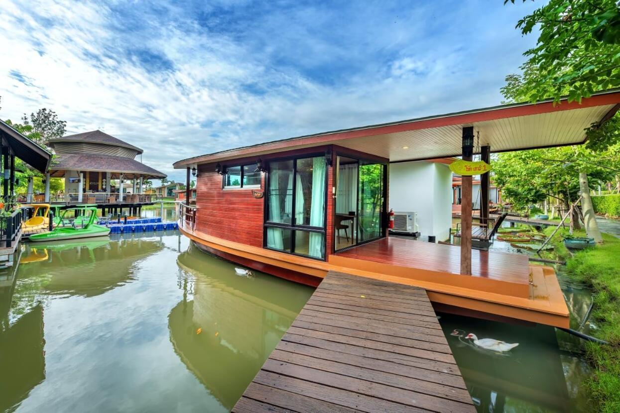 Boathouse Boutique Riverside Talat Amphoe Nakhon Chai Si 외부 사진